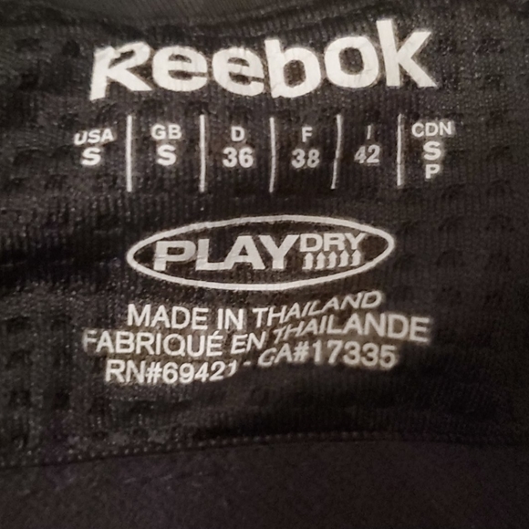 Reebok workout top - Picture 6 of 6